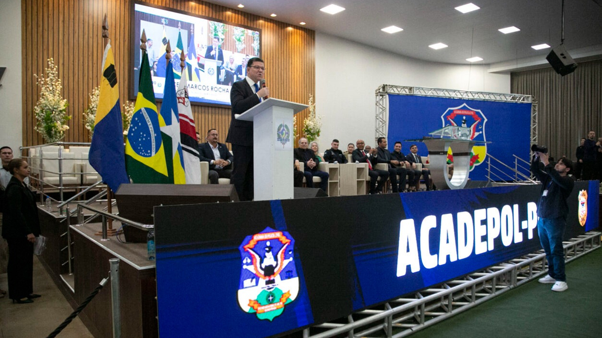 Governador Marcos Rocha firma o compromisso e nomeia 308 novos policiais civis - News Rondônia