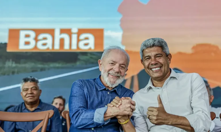 Lula inaugura duplicação na BR-116 e anuncia investimentos na Bahia