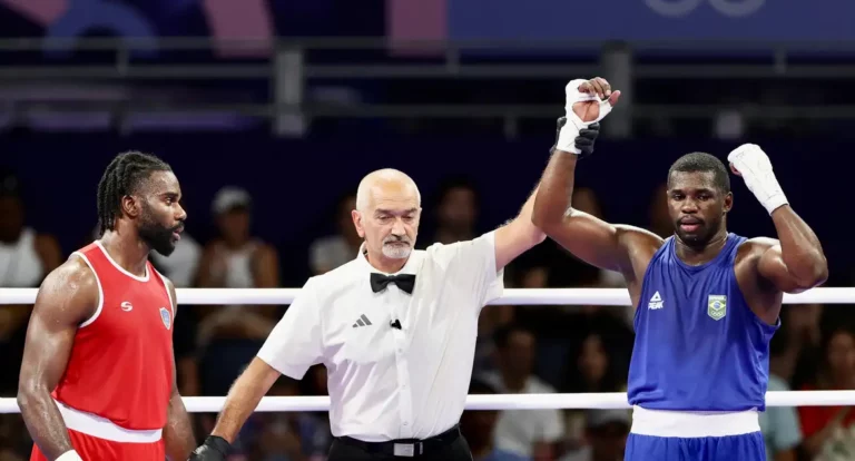 Wanderley Pereira fica a uma vitória de medalha nos Jogos de Paris