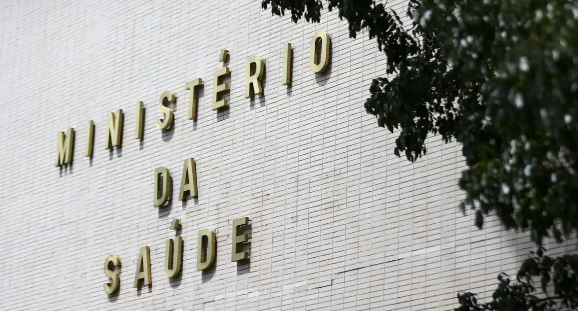 Ministério da Saúde tem congelados R$ 4,4 bilhões do orçamento