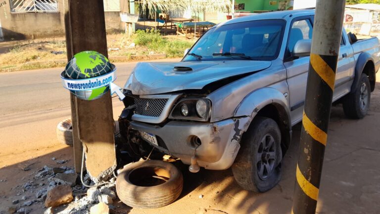 Idoso passa mal no volante e causa acidente com carro de aplicativo na zona leste