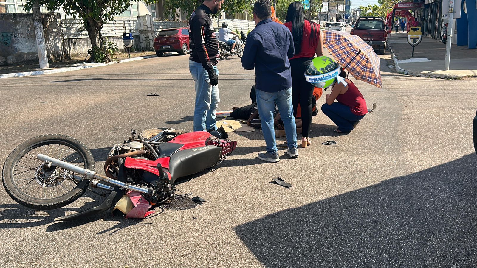 Motociclista sofre fratura em acidente na Avenida 7 de Setembro