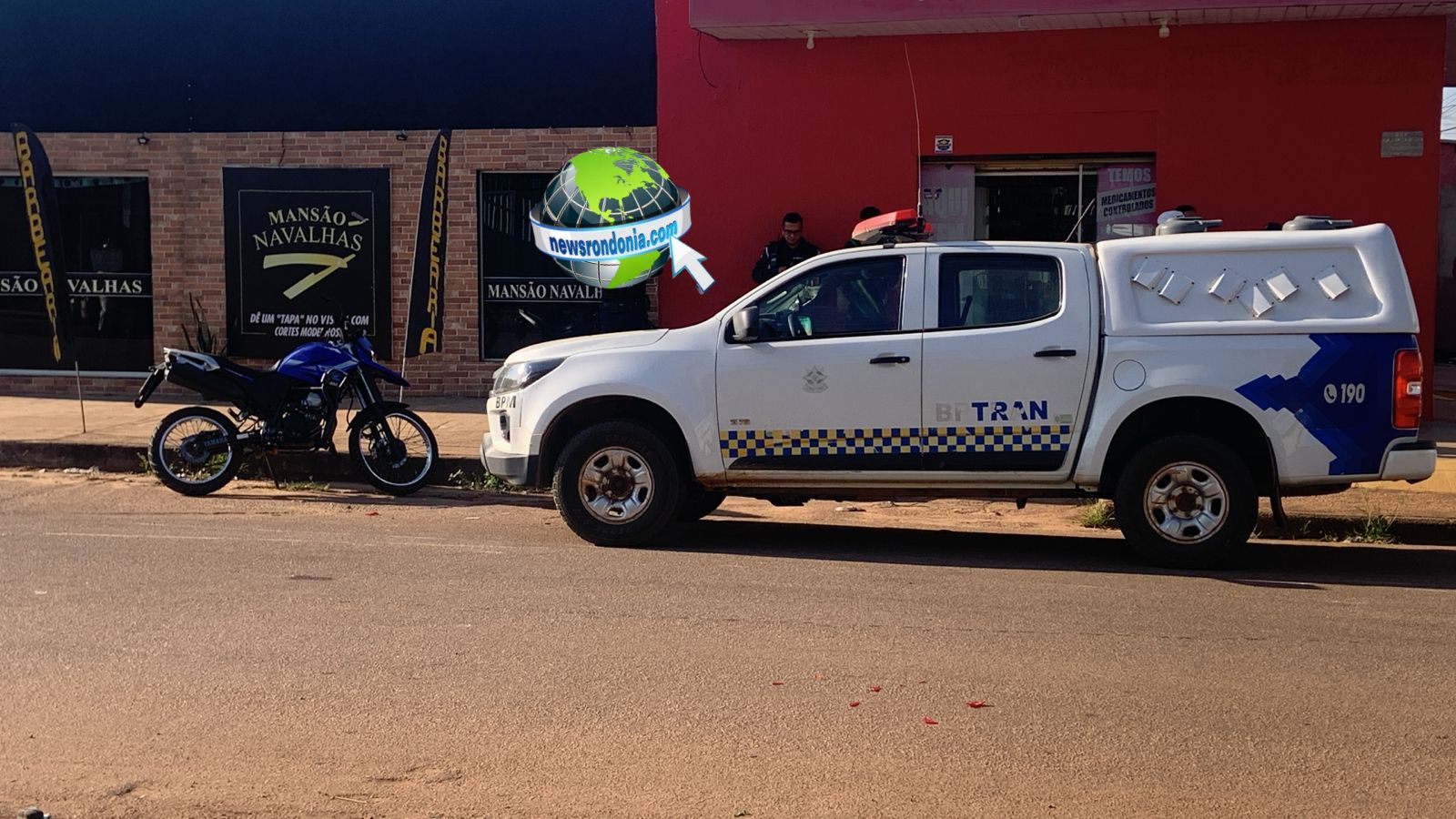 Motociclista fica ferido em colisão com mototáxi na zona sul