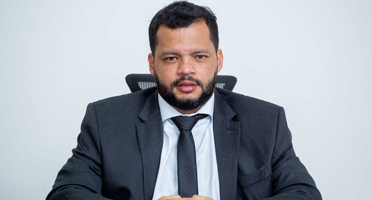 Deputado Edevaldo Neves critica gestão de Marcus Rito e desafia secretário a passar um mês trabalhando dentro das carceragens como policial penal - News Rondônia