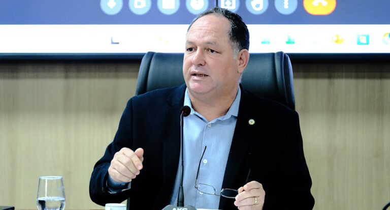 Deputado Pedro Fernandes destina R$ 100 mil para aquisição de tubos PEAD em Vale do Paraíso