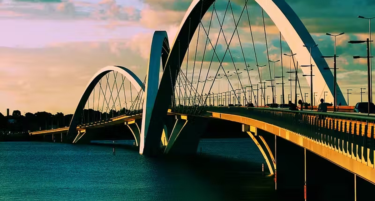 Ponte JK em Brasília é eleita uma das mais belas do mundo, segundo ranking internacional