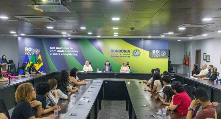 Governo de RO leva estudantes e professores de escolas públicas para intercâmbio na Inglaterra, em julho