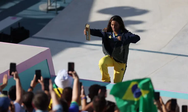 Jogos Olímpicos morrerão sem público e competidores jovens, diz COI