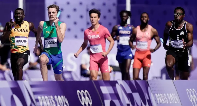 Brasil fica fora da final do revezamento 4x100m no atletismo em Paris
