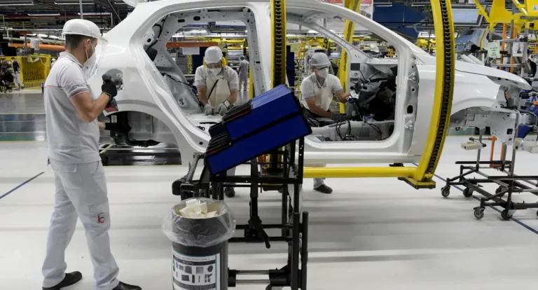 Produção industrial cresce 4,1% em junho, maior alta desde 2020