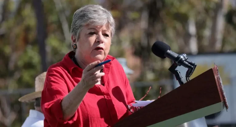 México diz aos EUA que espera decisão da Justiça venezuelana