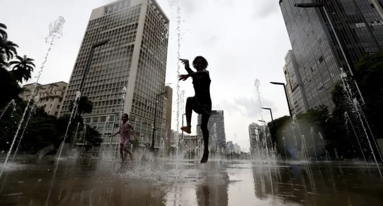 Inmet alerta para onda de calor que chega ao país nos próximos dias