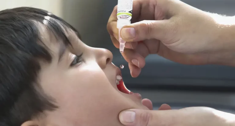 Pólio pode atingir crianças palestinas e israelenses, alerta ONU