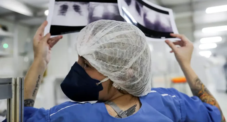 Reino Unido começa a testar primeira vacina contra câncer de pulmão