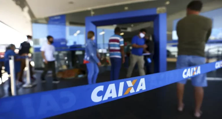 Caixa paga Bolsa Família a beneficiários com NIS de final 8