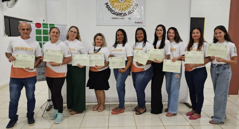 IFRO certifica alunas do curso de Aplicação de Revestimento Cerâmico do Programa Mulheres Mil em Cerejeiras
