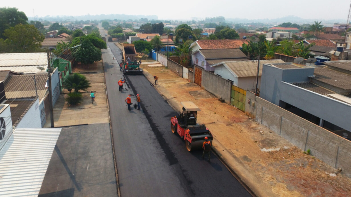 Ouro Preto do Oeste recebe obras de asfalto do governo de RO