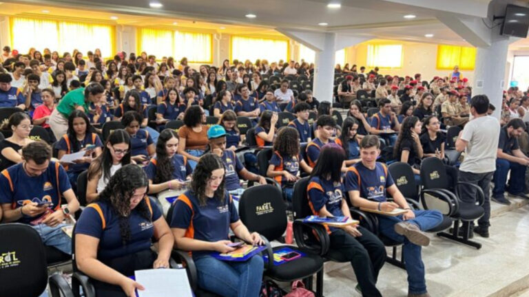 Aulões do projeto “Trilhando rumo ao Enem” reúnem estudantes em vários municípios - News Rondônia