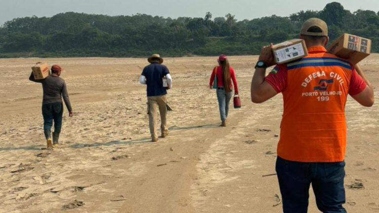 Seca extrema no Rio Madeira ainda afeta navegação e força medidas emergenciais - News Rondônia