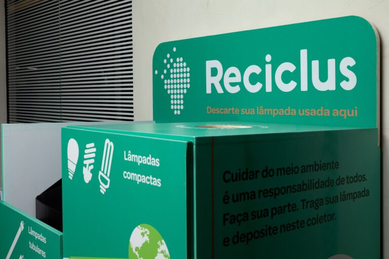 Comerciantes, Prefeituras ou Secretarias de Meio Ambiente da região Norte podem solicitar gratuitamente coletor para reciclagem de lâmpadas   - News Rondônia