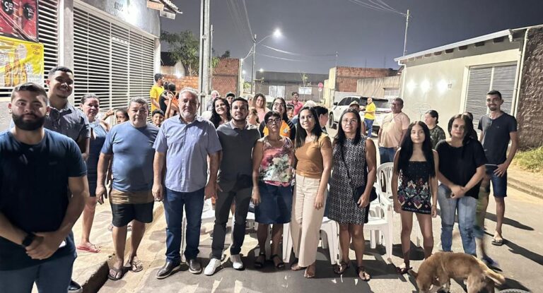 Moradores do bairro Cristal da Calama cobram solução para falta de água em reunião com vereador Everaldo Fogaça