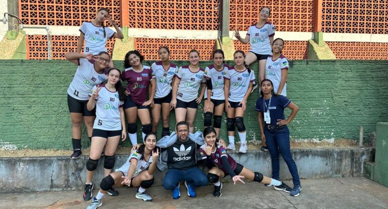 Time de vôlei do SESI Pimenta Bueno brilha nas finais do JOER e conquista o 2° lugar