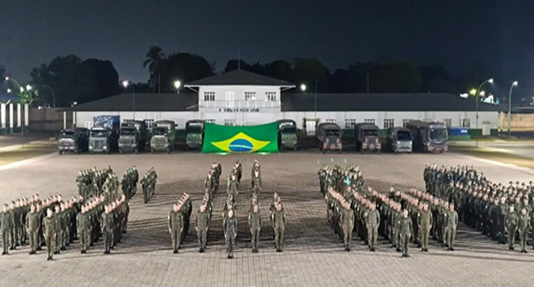 MILITAR DE CORPO E ALMA: Coronel Chrisóstomo participa de celebração do Dia do Soldado em Porto Velho