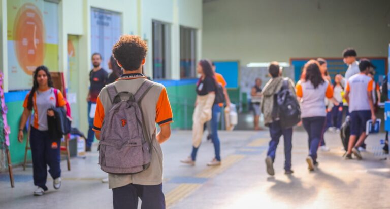 Alunos do ensino médio podem se inscrever para o Programa Jovens Embaixadores 2025, até 3 de setembro - News Rondônia