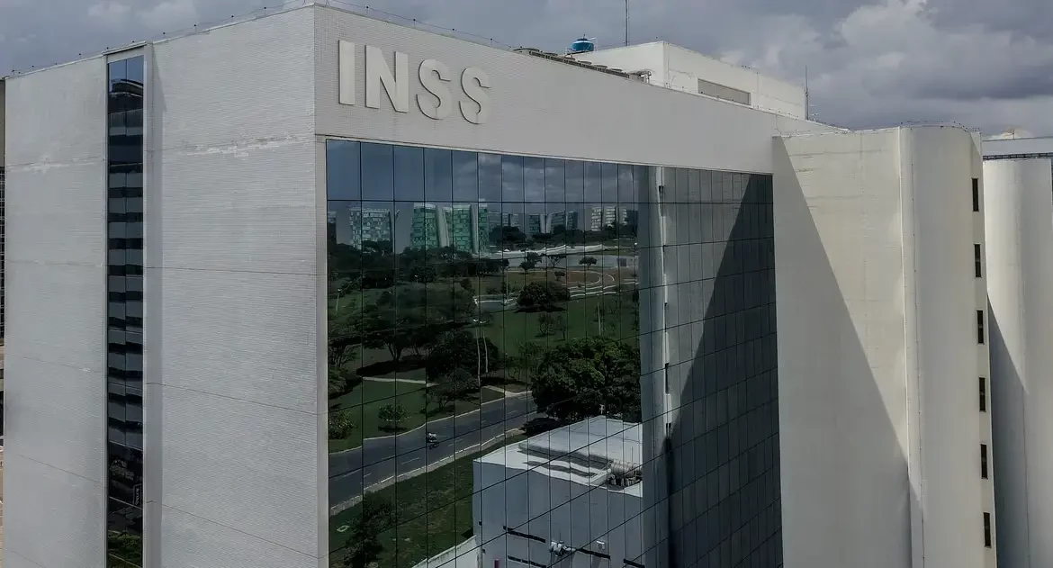 PF deflagra operação contra roubo de dados de beneficiários do INSS