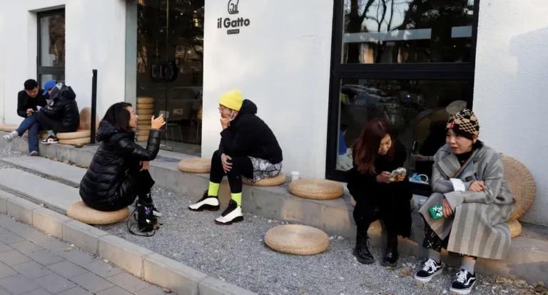 Reforma na China aumentará idade para aposentadoria a partir de 2025