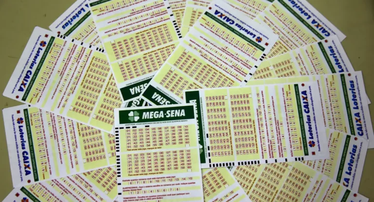 Mega-sena não tem ganhadores e prêmio vai para R$ 6 milhões