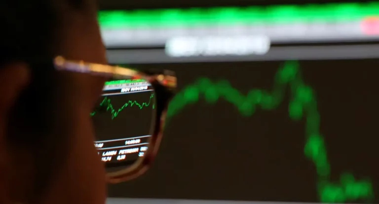 Greve faz Tesouro Direto suspender venda de títulos nesta terça-feira