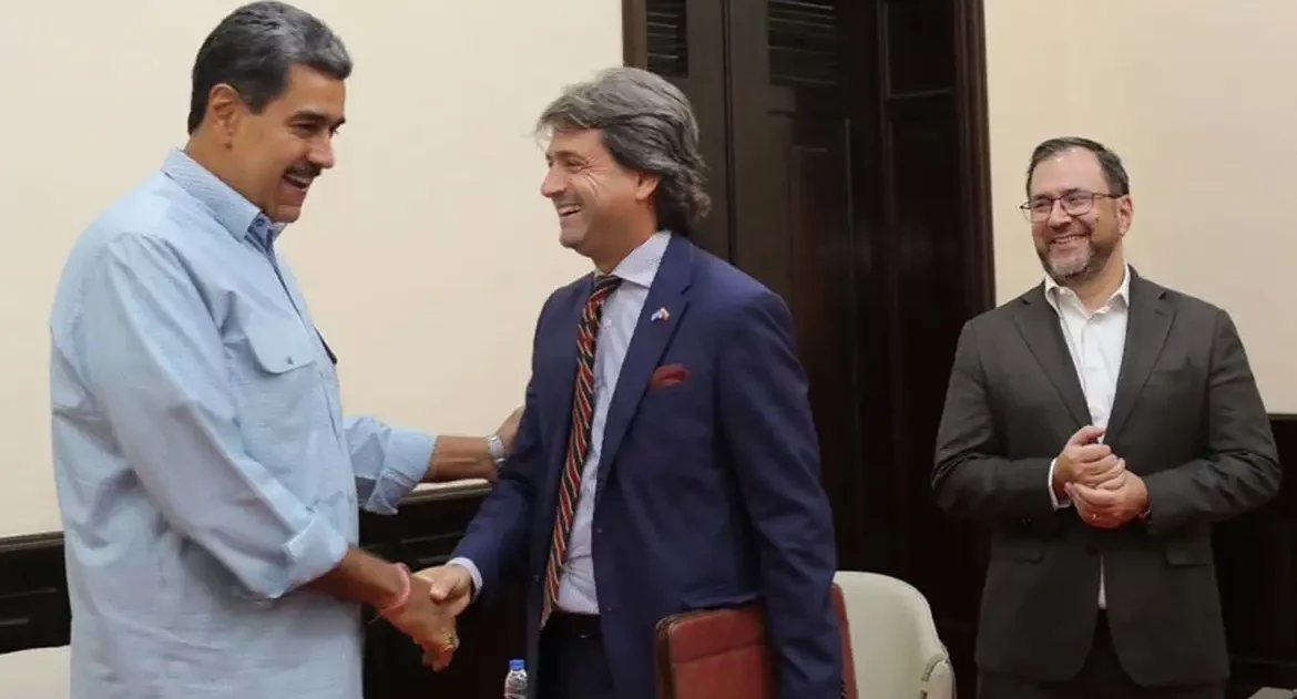 Após asilo de opositor, Venezuela tenta normalizar relações externas