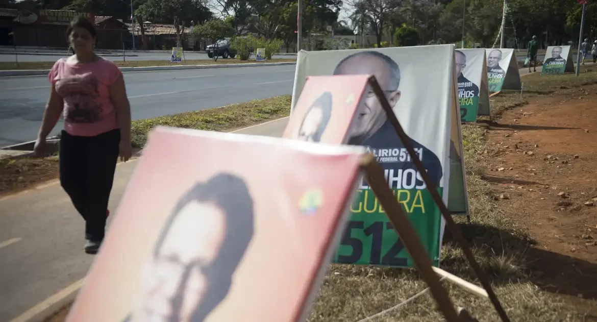 Justiça Eleitoral recebe 68 mil denúncias de propaganda irregular