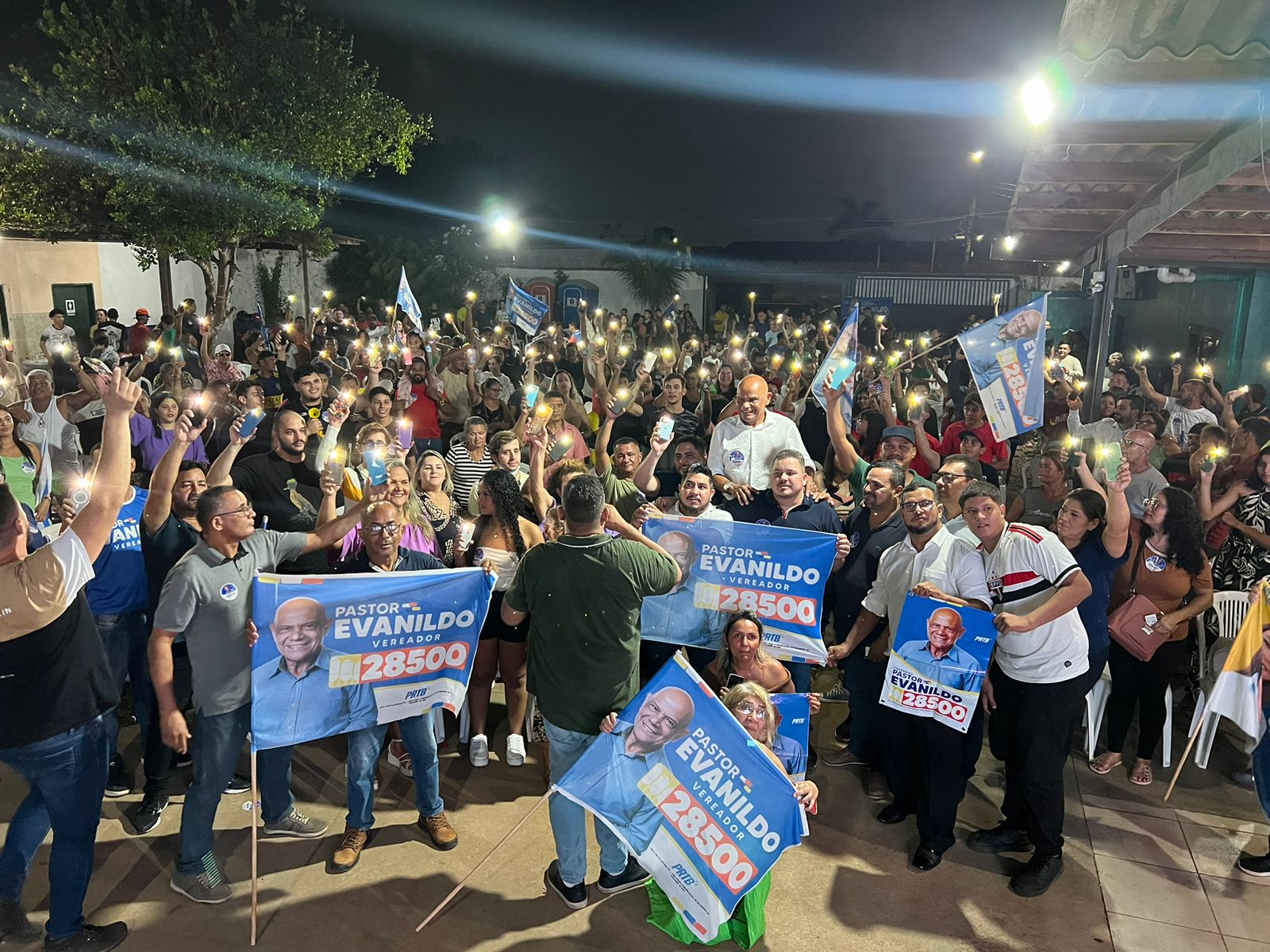 Pastor Evanildo do PRTB mobiliza multidões e desponta como um dos favoritos para a Câmara Municipal de Porto Velho - News Rondônia