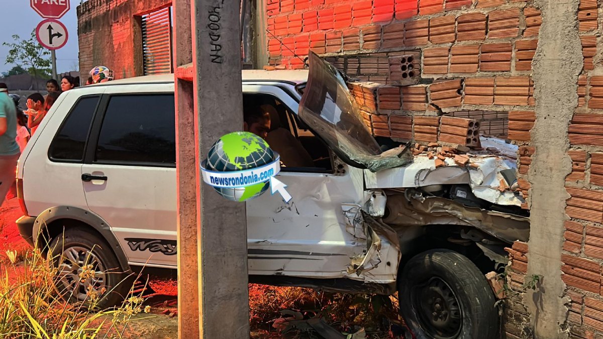 Motorista atropela motociclista e invade muro de residência no Cristal da Calama - News Rondônia