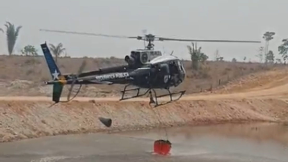 Governo de RO reforça combate aos focos de incêndio no Parque Guajará-Mirim com uso do helicóptero Falcão 2 - News Rondônia