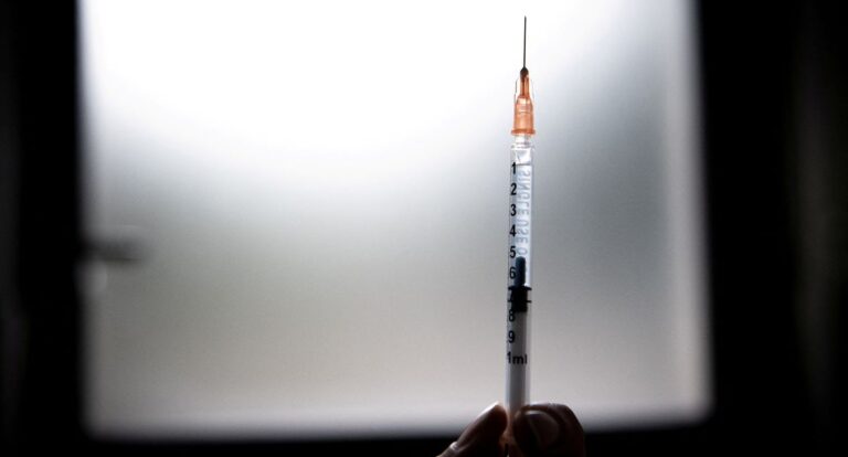 Congo espera 1ª entrega de doses da vacina contra a mpox para quinta