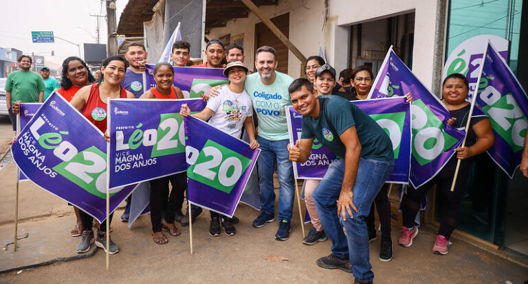 Durante caminhada nos bairros, Léo fala sobre melhor infraestrutura e mobilidade urbana em Porto Velho