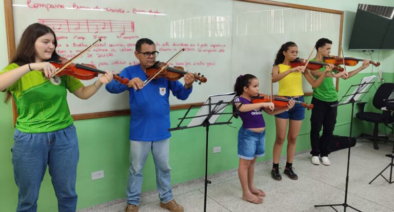 “Integra Arte: Cores, Movimento e Música na Comunidade” do Núcleo de Arte e Cultura do Campus Ji-Paraná inicia envolvendo público interno e externo - News Rondônia