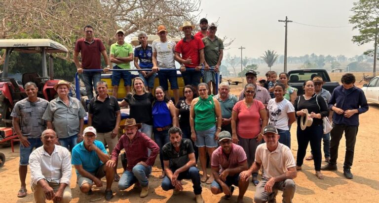 Associação rural de Urupá recebe equipamentos agrícolas da deputada Cláudia de Jesus - News Rondônia