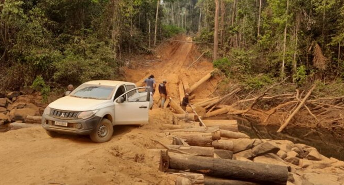 Equipes buscam alternativas de acesso aos locais de combate a focos de calor no Parque Guajará-Mirim - News Rondônia Equipes buscam alternativas de acesso aos locais de combate a focos de calor no Parque Guajará-Mirim - News Rondônia