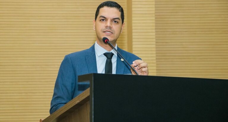 Cássio Gois cobra a substituição de aparelho danificado que permite pousos no aeroporto de Cacoal em qualquer horário