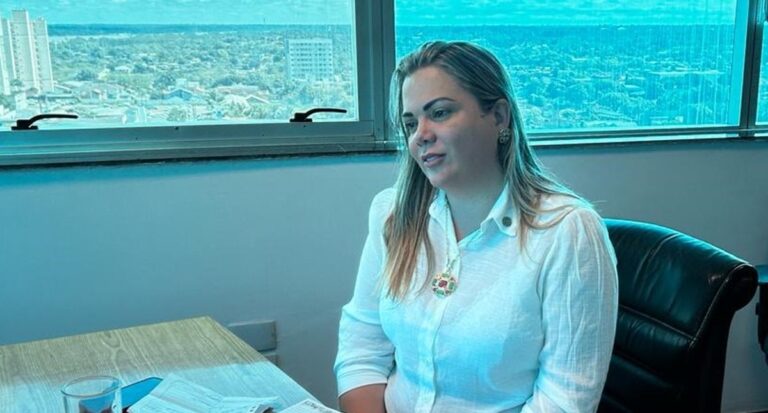 Cláudia de Jesus solicita informações sobre aplicação de lei de proteção às mulheres - News Rondônia