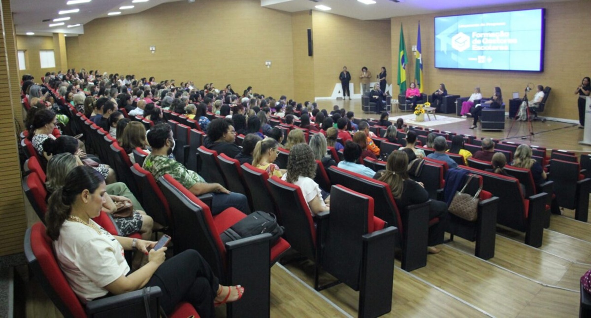 Programa de aprimoramento, liderança e estratégia dos gestores escolares é lançado pelo governo de RO