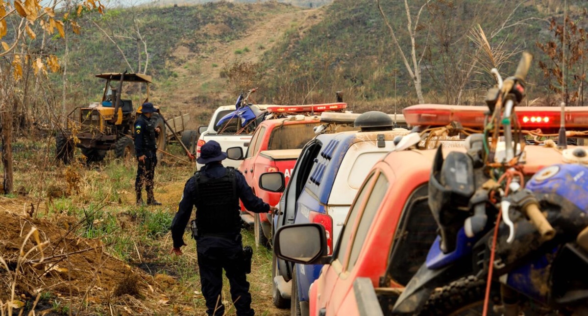 Parque Estadual Guajará-Mirim atinge redução recorde em área atingida por incêndios com ação conjunta da Operação Temporã - News Rondônia Parque Estadual Guajará-Mirim atinge redução recorde em área atingida por incêndios com ação conjunta da Operação Temporã - News Rondônia