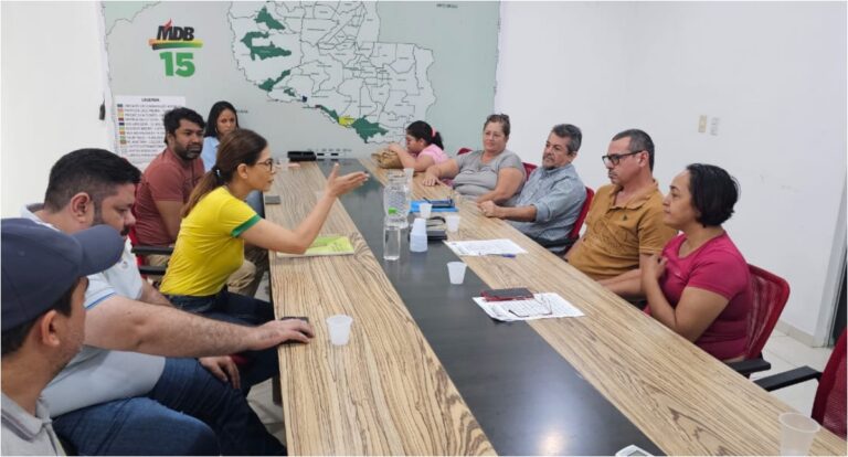 Em reunião com representantes do Sindicatos dos Professores, Juíza Euma Tourinho firma compromisso de melhorias no setor
