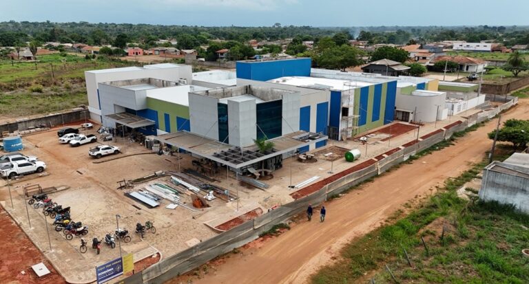 Dra. Taíssa acompanha avanços nas obras do Hospital Regional de Guajará-Mirim e destaca 85% de conclusão