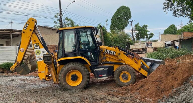 BAIRRO CASTANHEIRA - Recuperação de drenagem é realizada pela Semob a pedido do vereador Edimilson Dourado - News Rondônia