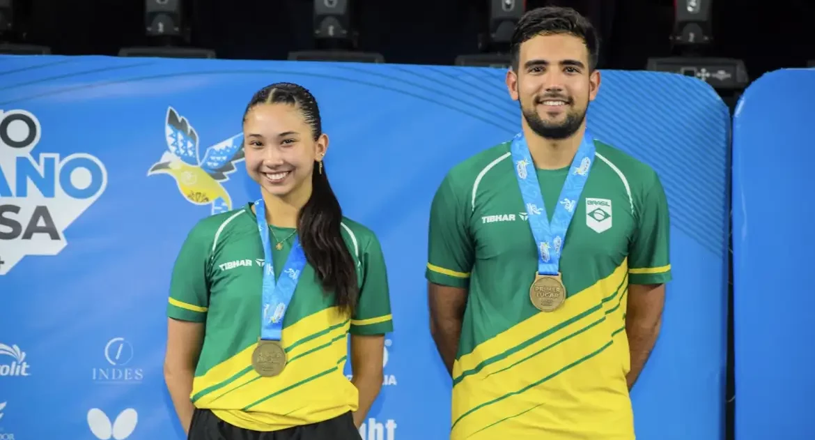 Giulia Takahashi e Guilheme Teodoro são ouro no Pan de tênis de Mesa